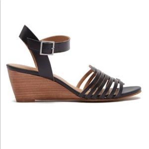 Susina NEW Black Terra Wedge Sandals Size 6